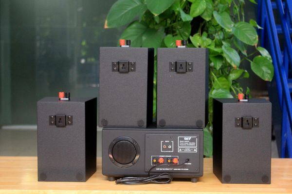[Diện tích 80m2 + 2 Kênh] A384PU_TH-2K Goldsound 2 vùng âm lượng 380w + 4 loa Goldsound V25C_TH, loa được thiết kế riêng cho quán, bật lớn không tạp âm, miễn phí công lắp đặt, bảo hành dài hạn 5 năm.