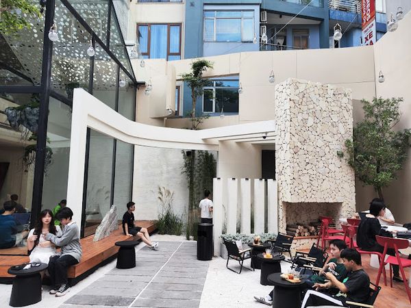 Loa cho Luli Coffee & Charcoal Grill, Ba Đình, Hà Nội, loa được thiết kế riêng cho quán, bật lớn không tạp âm, miễn phí công lắp đặt, bảo hành dài hạn 5 năm