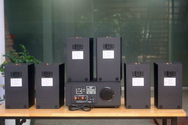 [Diện tích 120m2 + 02 Kênh] Amply A907PU-2K Goldsound 2 vùng âm lượng 900w + 6 loa Goldsound V40C - 40w, loa được thiết kế riêng cho quán, bật lớn không tạp âm, miễn phí công lắp đặt, bảo hành dài hạn 5 năm