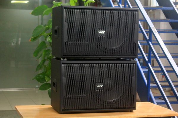 Loa Karaoke V258PU_SG - KA Goldsound (số lượng 1 loa), công suất 400w, loa bass 30 cm, treble kèn, kích thước rộng 60 cm, cao 40 cm, sâu 36 cm, phủ da cao cấp, bảo hành dài hạn 5 năm.