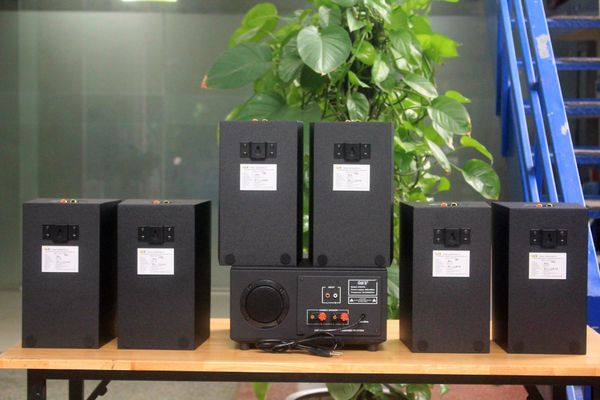[Diện tích 120m2 + 02 Kênh] Amply A384PU_TH-2K Goldsound 2 vùng âm lượng 380w + 6 loa Goldsound V40C_TH - 40w, loa được thiết kế riêng cho quán, bật lớn không tạp âm, miễn phí công lắp đặt, bảo hành dài hạn 5 năm