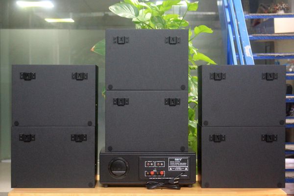 [Diện tích 180m2 + 02 Kênh] Amply A918PU_SG - 2K Goldsound 2 vùng âm lượng 1200w + 6 loa Goldsound V130_SG - 130w, loa được thiết kế riêng cho quán, bật lớn không tạp âm, miễn phí công lắp đặt, bảo hành dài hạn 5 năm.