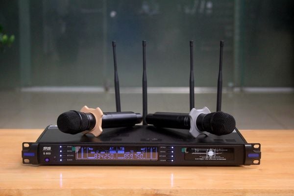 Dàn Karaoke kinh doanh K90 Goldsound (Loa V258PU-KA, Cục đẩy A958PU-2K, Cục đẩy 1200w, JBL KX180, Micro SLS S800,...)