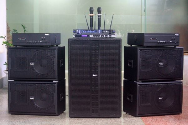 Dàn Karaoke kinh doanh K110 Goldsound (Loa V258PU-KA, Cục đẩy A958PU-2K, A957PU-1K, JBL KX180, Micro SLS S800,...)