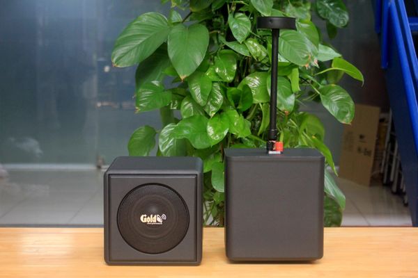 Loa thả trần V55TR-PU phủ da PU màu đen (số lượng 1 loa), công suất 55w, loa bass 4 inch, kích thước rộng 19 cm, cao 19 cm, sâu 21 cm, bảo hành dài hạn 5 năm.