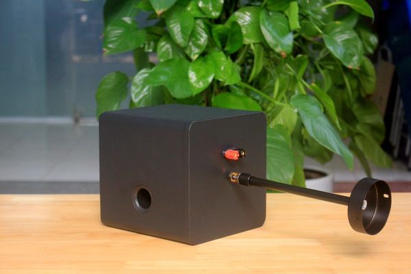 Loa thả trần V55TR-PU phủ da PU màu đen (số lượng 1 loa), công suất 55w, loa bass 4 inch, kích thước rộng 19 cm, cao 19 cm, sâu 21 cm, bảo hành dài hạn 5 năm.