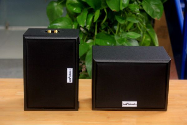 Loa chống nước quán cafe sân vườn Goldsound V101-NT (15w, ngoài trời, 1 chiếc), công suất 15w, thiết kế chống nước, loa bass 3 inch, kích thước rộng 23 cm, cao 17 cm, sâu 16 cm, bảo hành 12 tháng.