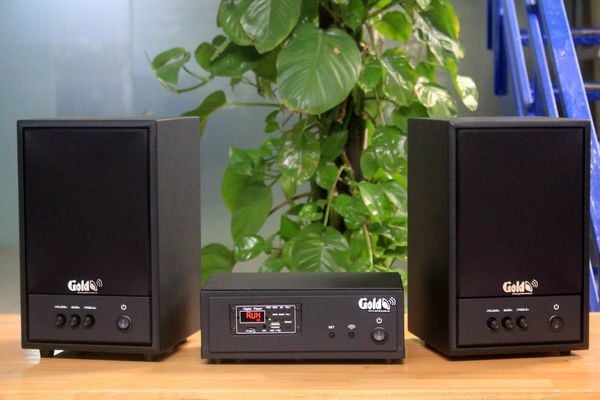 Dàn loa không dây treo tường: 01 amply A57 Goldsound + 2 loa không dây Goldsound V57 - 57w