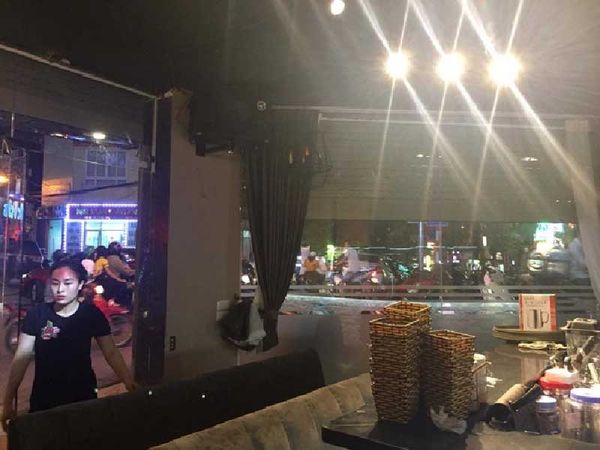 Loa Goldsound cho Analog coffee Lounge, Đống Đa, Hà Nội, Amply 4 - 6 vùng âm lượng, loa được thiết kế riêng cho quán, bật lớn không tạp âm, miễn phí công lắp đặt, bảo hành dài hạn 5 năm.
