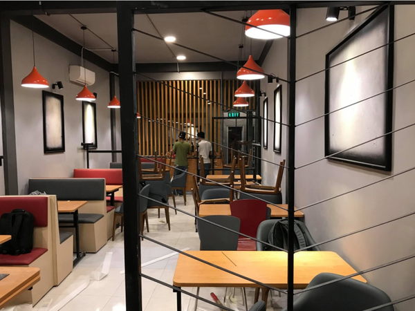 Goldsound thi công hệ thống âm thanh cho Mona Cafe, quận 3, tp Hồ Chí Minh