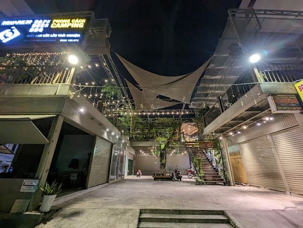 Loa Goldsound cho SQUARE 39 BBQ & Beers, Quận 2, TP.HCM, loa được thiết kế riêng cho quán, bật lớn không tạp âm, miễn phí công lắp đặt, bảo hành dài hạn 5 năm