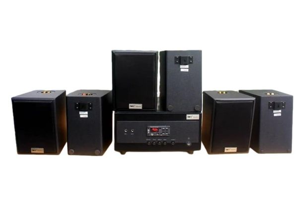 Dàn loa treo tường: Amply  A905 + 6 V25C