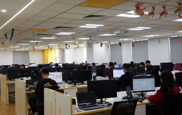 Loa cho văn phòng làm việc công ty Amela Technology, Amply 4 - 6 vùng âm lượng, loa được thiết kế riêng cho quán, bật lớn không tạp âm, miễn phí công lắp đặt, bảo hành dài hạn 5 năm.