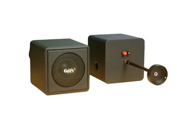 Loa thả trần V55TR-PU phủ da PU màu đen (số lượng 1 loa), công suất 55w, loa bass 4 inch, kích thước rộng 19 cm, cao 19 cm, sâu 21 cm, bảo hành dài hạn 5 năm.