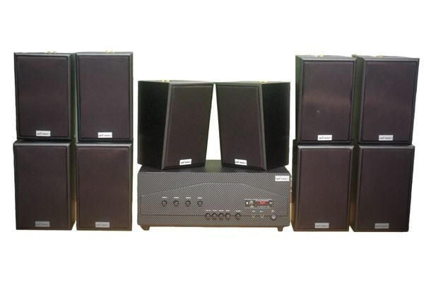 [Diện tích 200m2 + 04 Kênh] Amply Goldsound A917-4K 4 vùng 1200w + 10 loa Goldsound vệ tinh treo tường V40C 40w, loa được thiết kế riêng cho quán, bật lớn không tạp âm, miễn phí công lắp đặt, bảo hành dài hạn 5 năm.