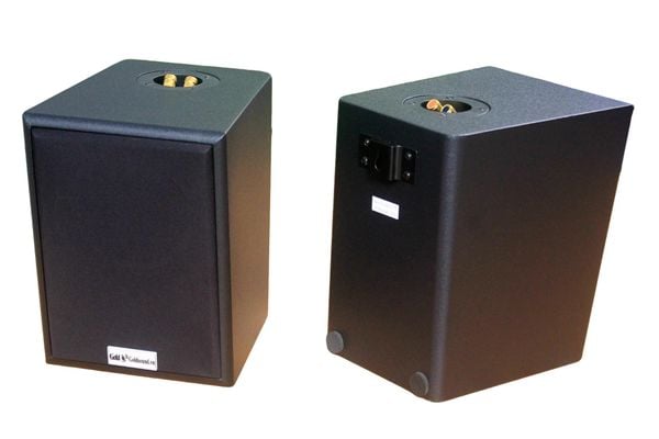 Loa Goldsound vệ tinh treo tường V25C_TH (số lượng 01 loa), công suất 25w, loa bass 4 inch, treble 5 cm, kích thước rộng 17 cm, cao 24 cm, sâu 22.5 cm, bảo hành dài hạn 5 năm.