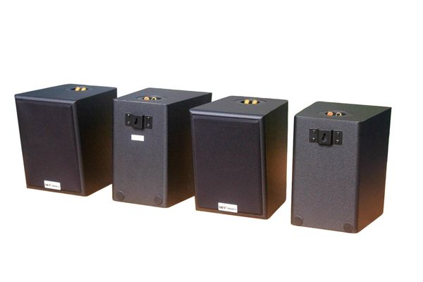 Loa Goldsound vệ tinh treo tường V25C_SG (số lượng 01 loa), công suất 25w, loa bass 4 inch, kích thước rộng 17 cm, cao 24 cm, sâu 22.5 cm, bảo hành dài hạn 5 năm.