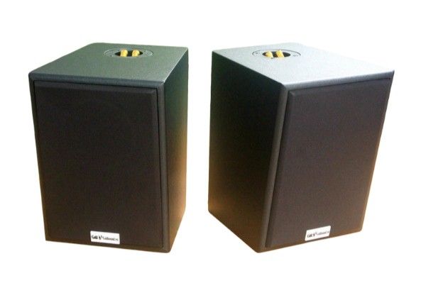 Loa Goldsound vệ tinh treo tường V55C_DA (Số lượng 1 loa) công suất 55w, loa bass 4 inch, treble 2 inch, kích thước rộng 20 cm, cao 28 cm, sâu 25 cm, bảo hành dài hạn 5 năm.