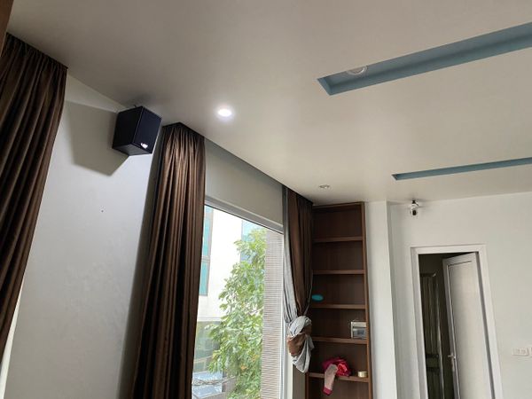 Loa cho quán tại Chùa Láng, loa được thiết kế riêng cho quán, bật lớn không tạp âm, miễn phí công lắp đặt, bảo hành dài hạn 5 năm