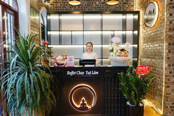 Loa Goldsound cho nhà hàng Buffet chay Tuệ Lâm, Hoài Đức, Hà Nội, amply 2 kênh 1200w, bluetooth 5.0, loa 13w, loa được thiết kế riêng cho quán, bật lớn không tạp âm, miễn phí công lắp đặt, bảo hành dài hạn 5 năm