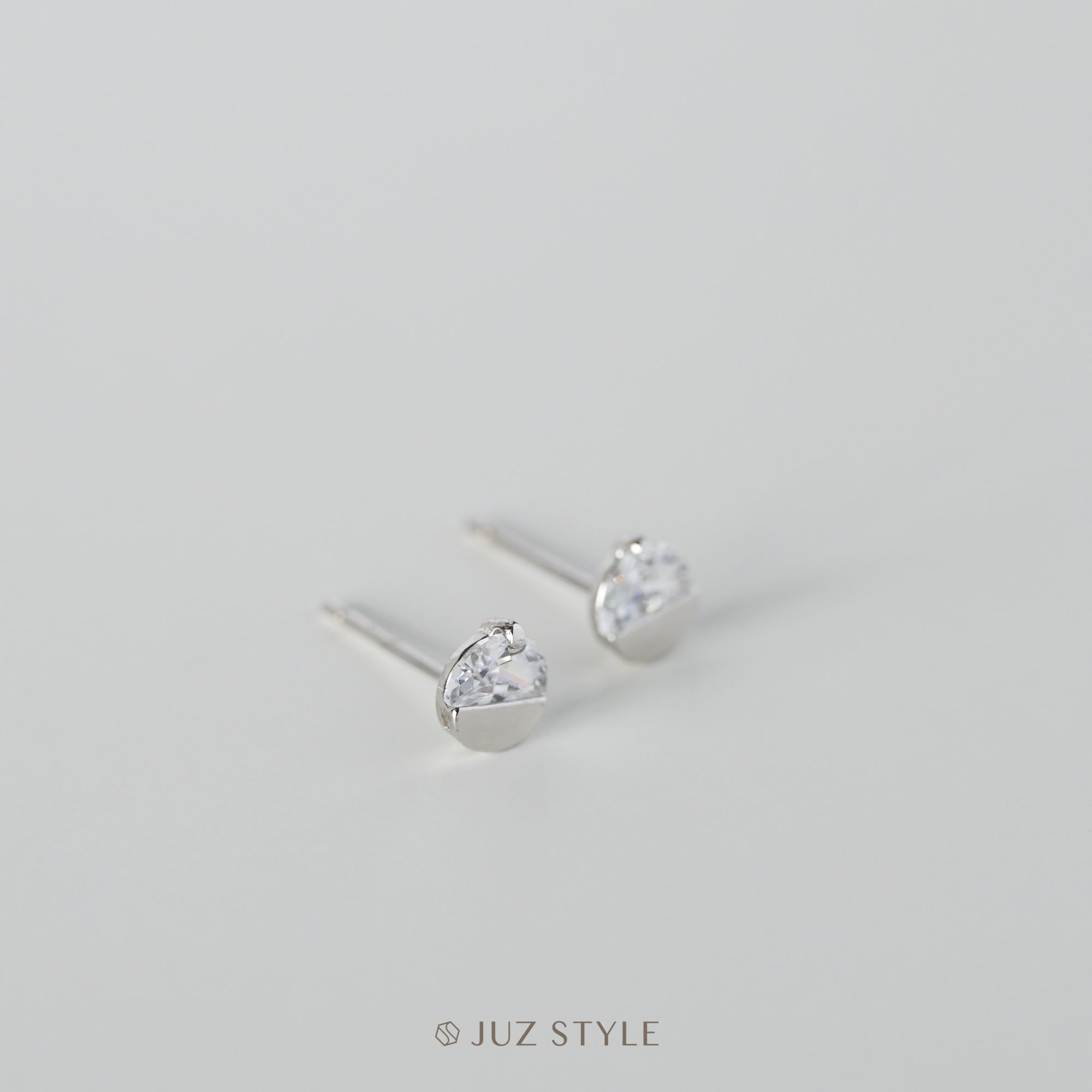  Bông tai bạc Half-moon Cz 
