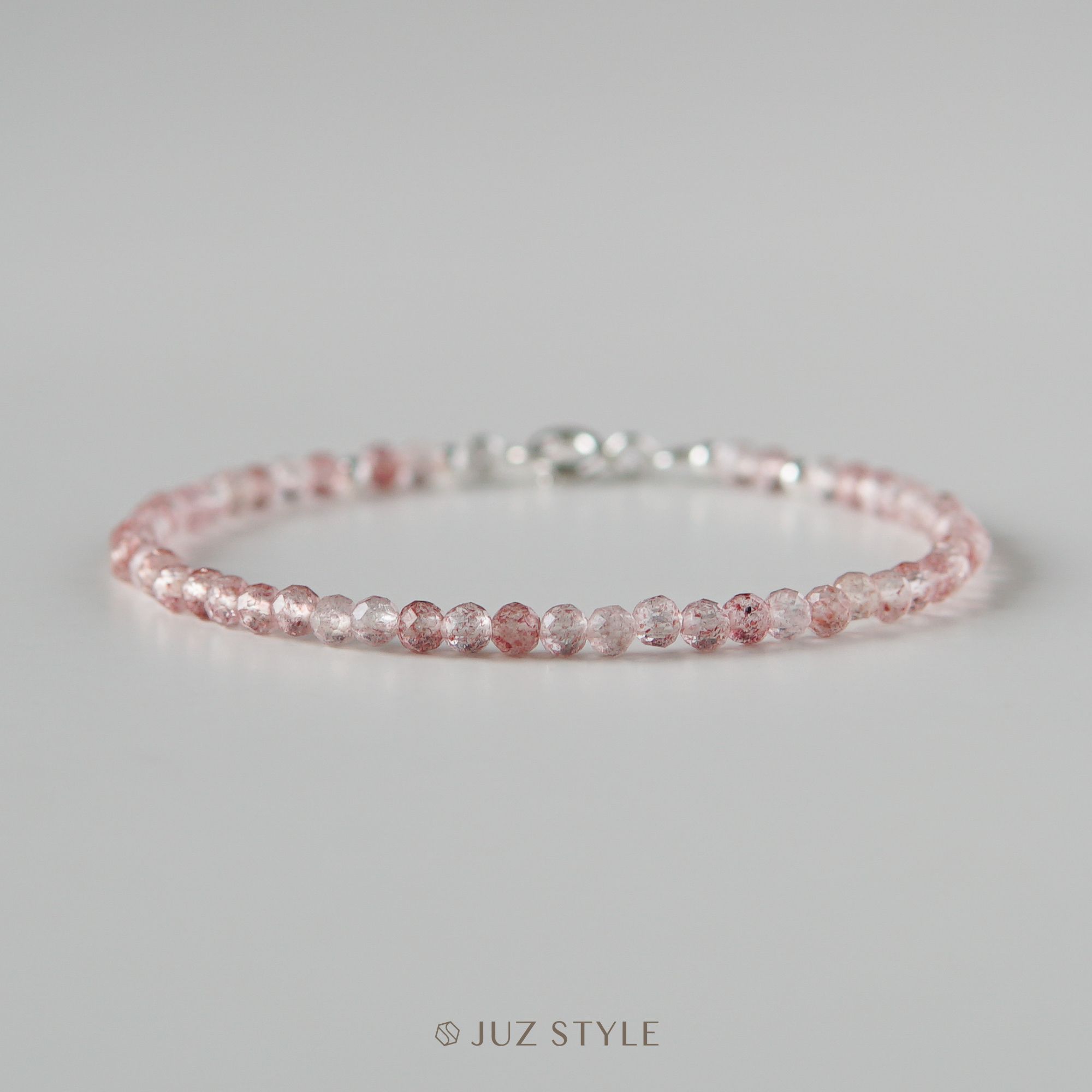  Vòng tay đá Strawberry quartz 3mm 