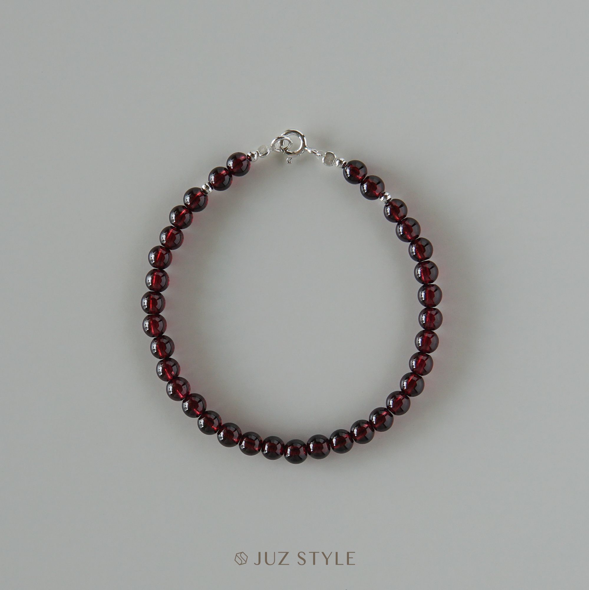  Vòng tay đá Garnet premium 4.4mm 