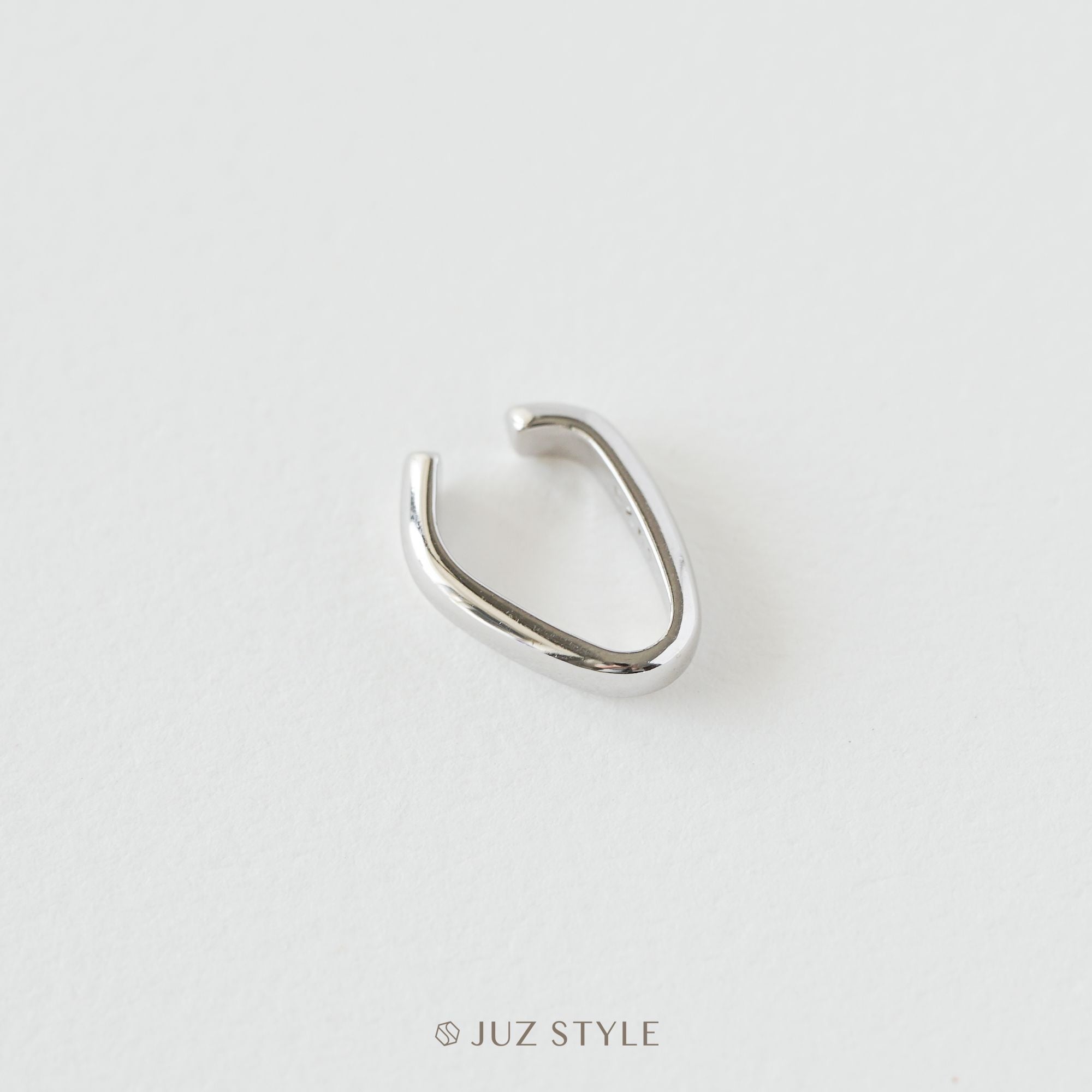  Bông tai bạc kẹp vành Chopp 