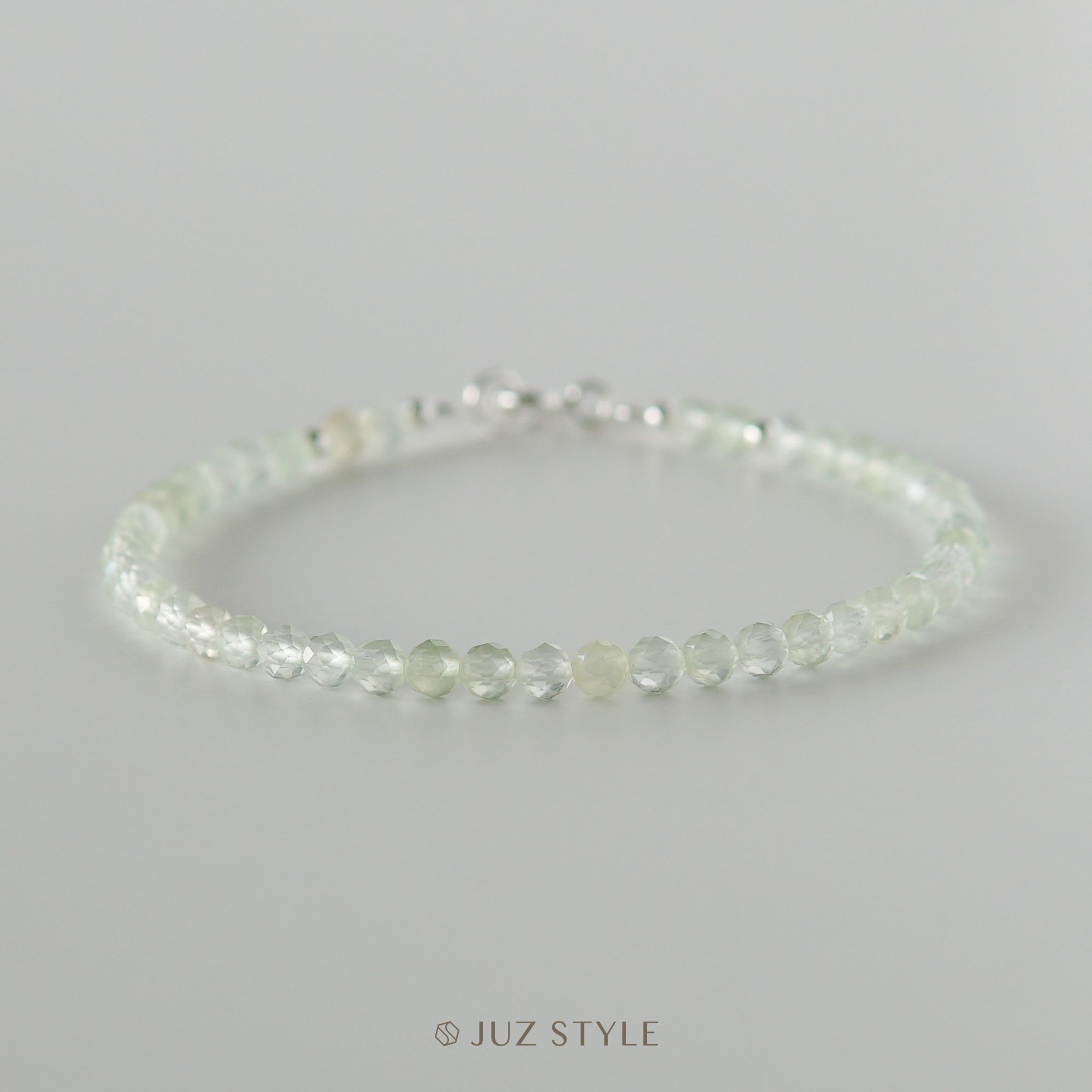  Vòng tay đá Prehnite 3.2mm 