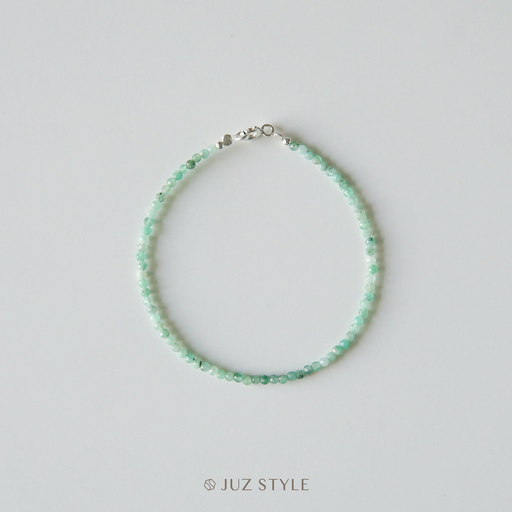  Vòng tay đá Emerald 2mm 