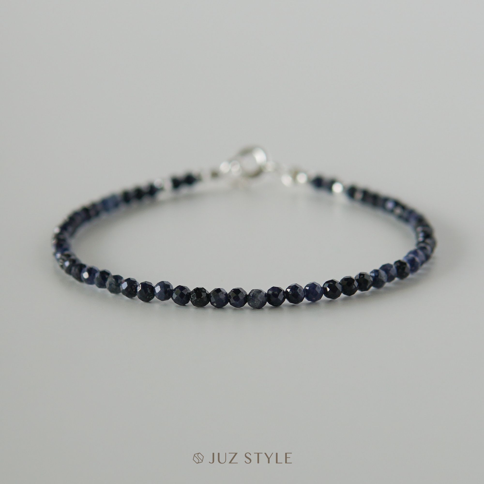  Vòng tay đá Sapphire 2.4mm 