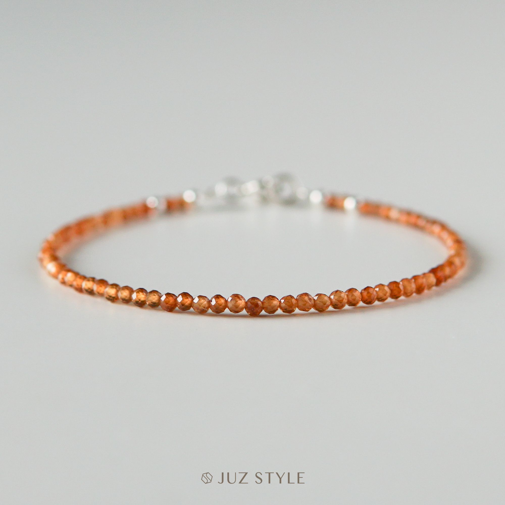  Vòng tay đá Garnet hessonite 2mm 