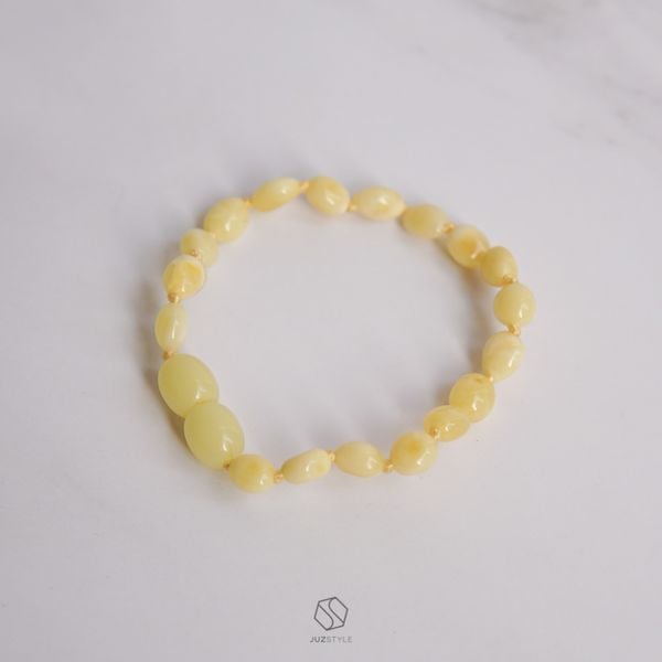  Vòng tay hổ phách cho bé 