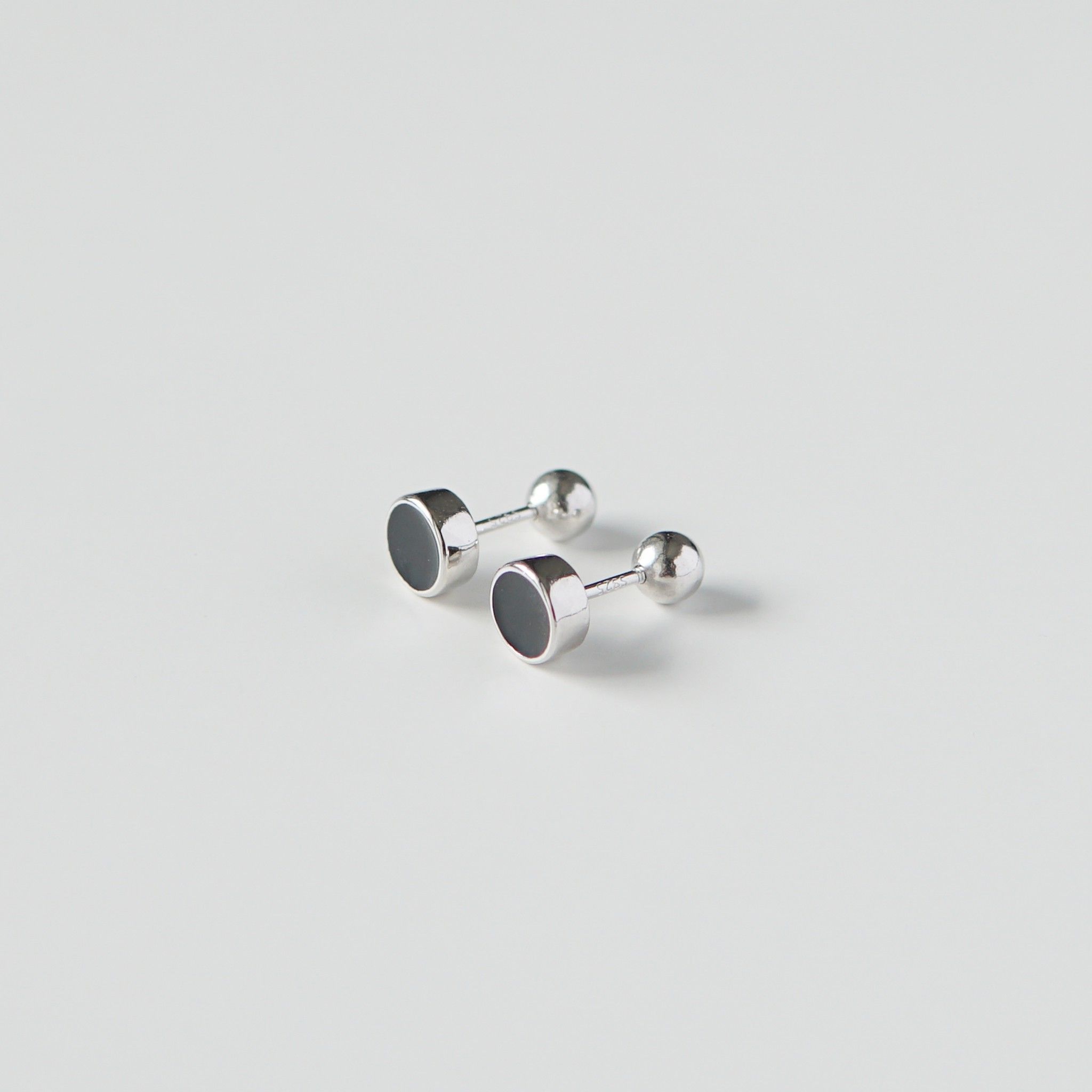  Bông tai bạc Black circle ballstuds 