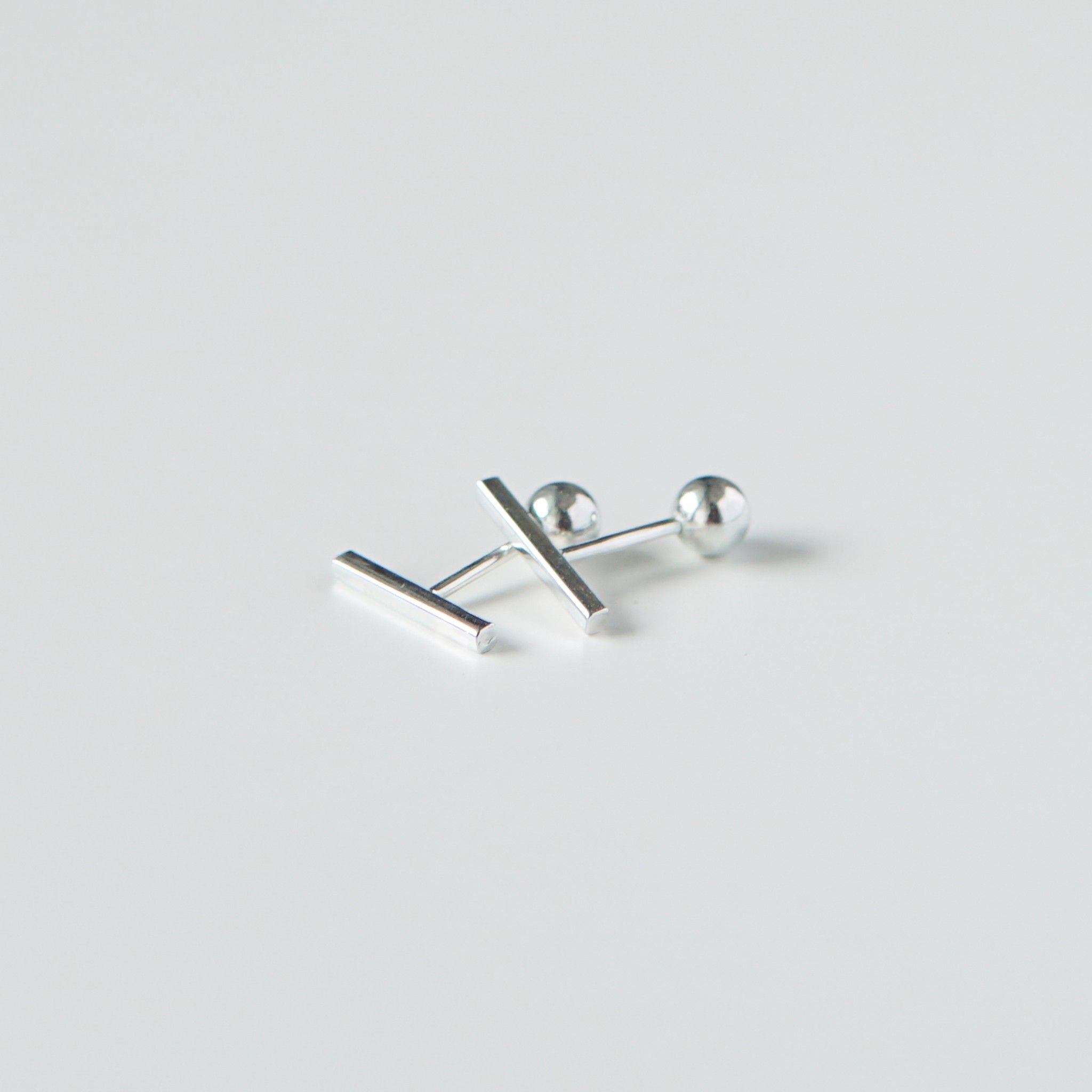  Bông tai bạc Slim bar ballstuds 