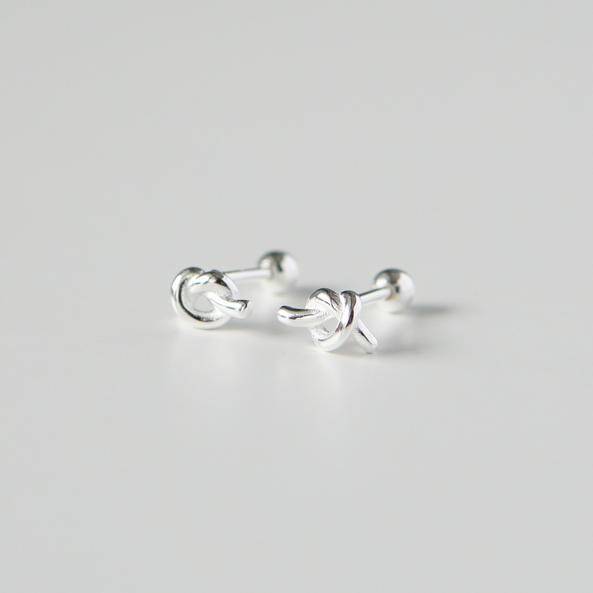  Bông tai bạc Knotie ballstuds 