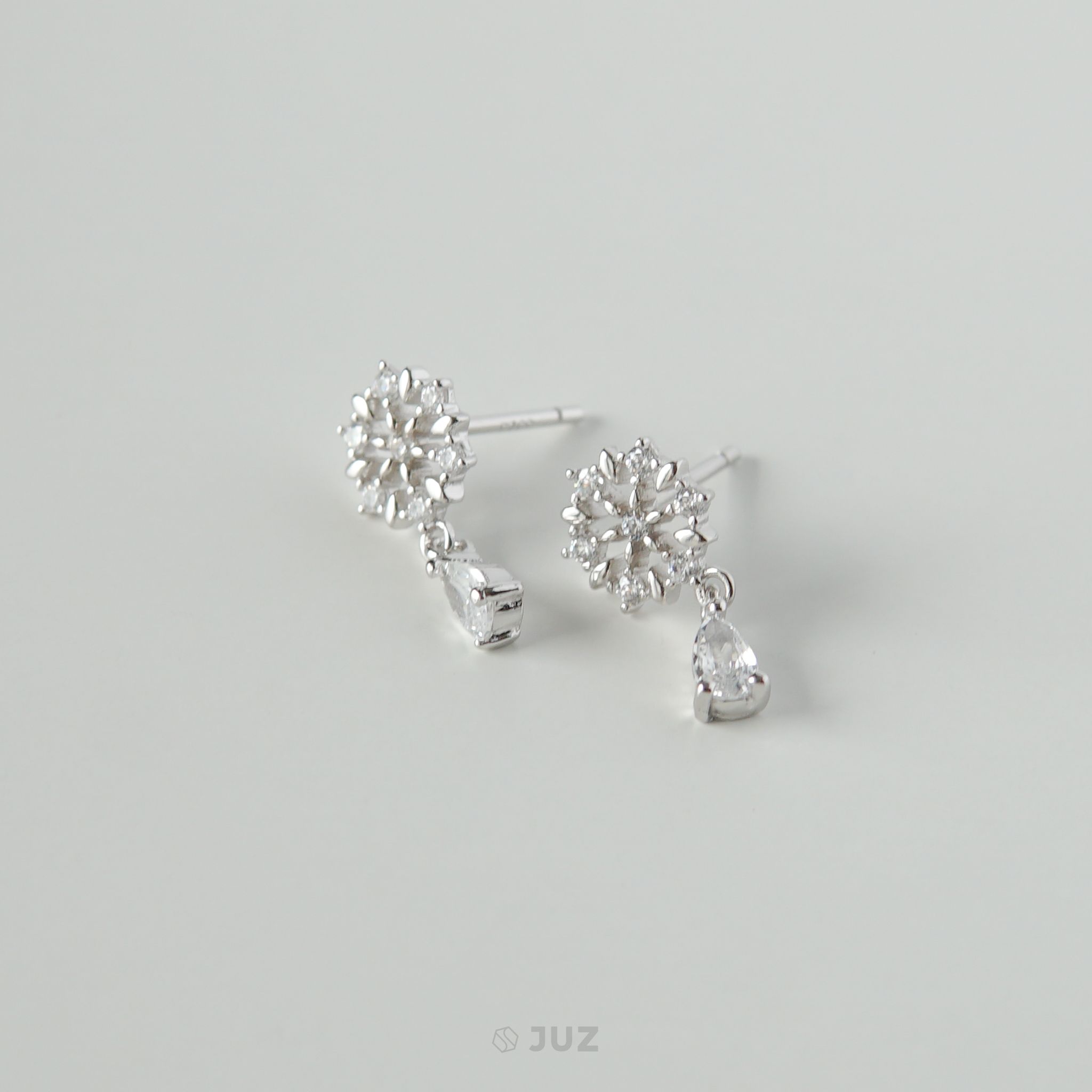  Bông tai bạc Snowflake CZ 