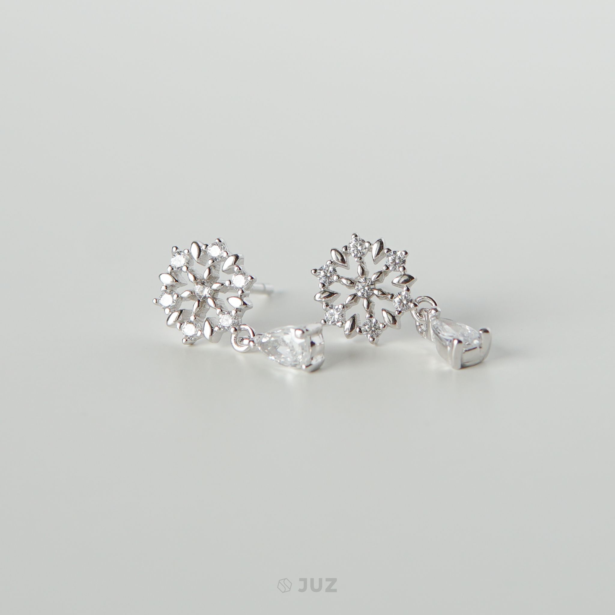  Bông tai bạc Snowflake CZ 
