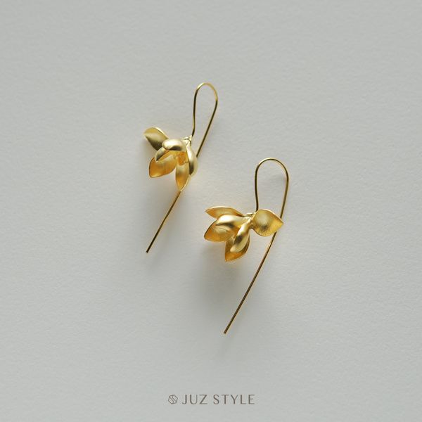  Bông tai bạc Magnolia (vàng) 