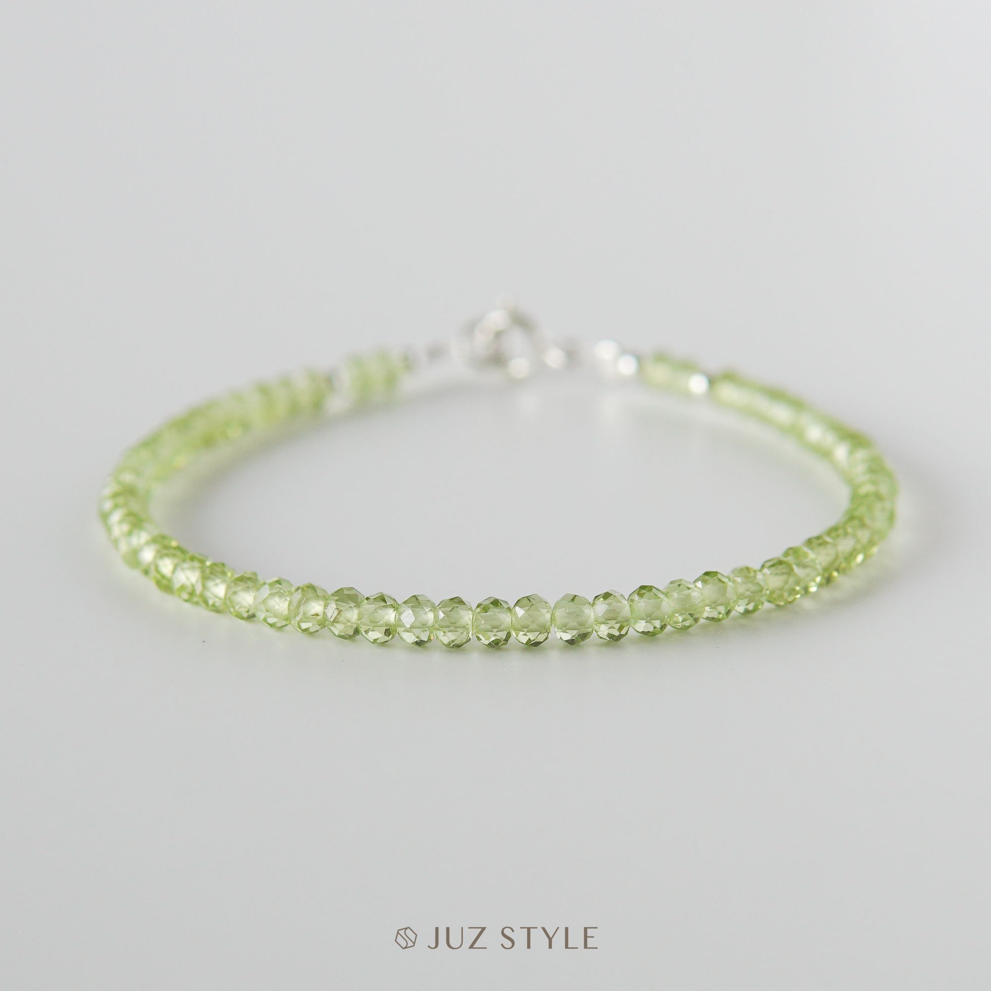  Vòng tay đá Peridot 3x2mm 