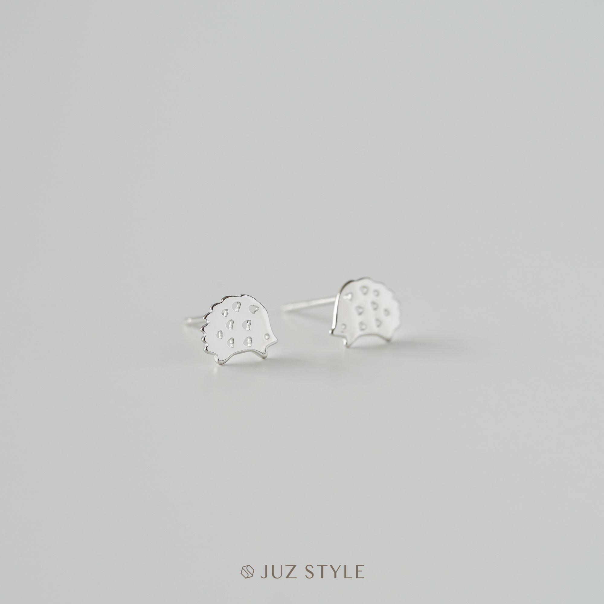  Bông tai bạc Hedgehog 