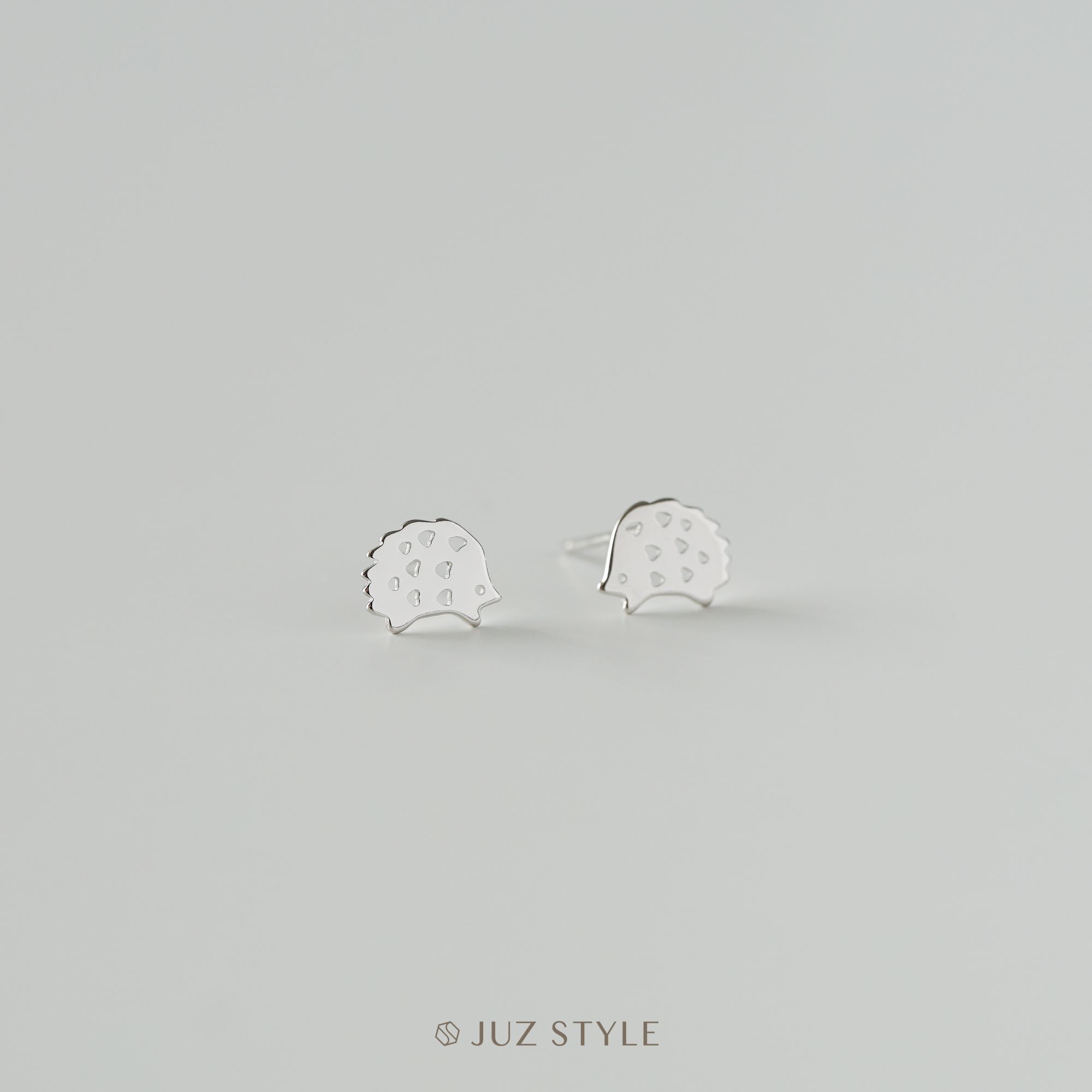  Bông tai bạc Hedgehog 