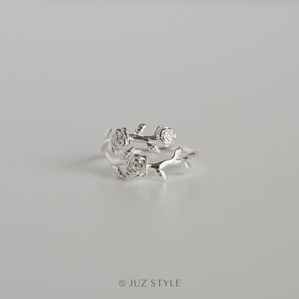  Nhẫn bạc Triple roses 