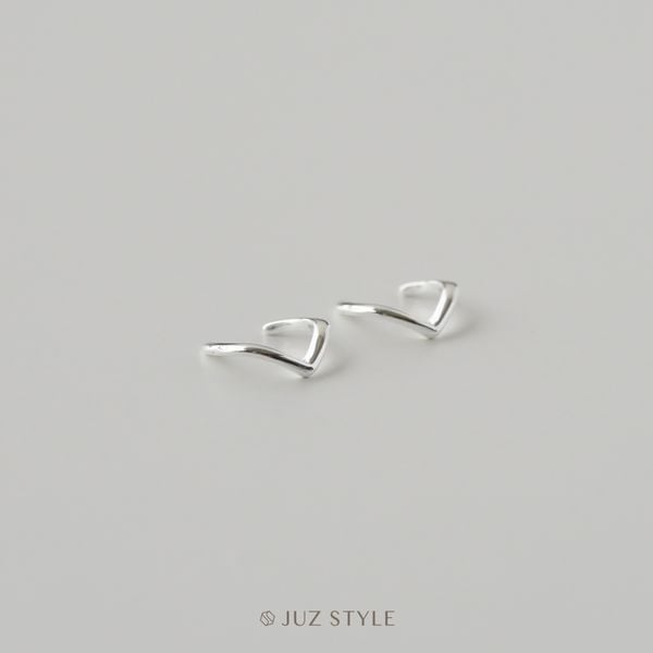  Bông tai bạc kẹp vành Chervon 