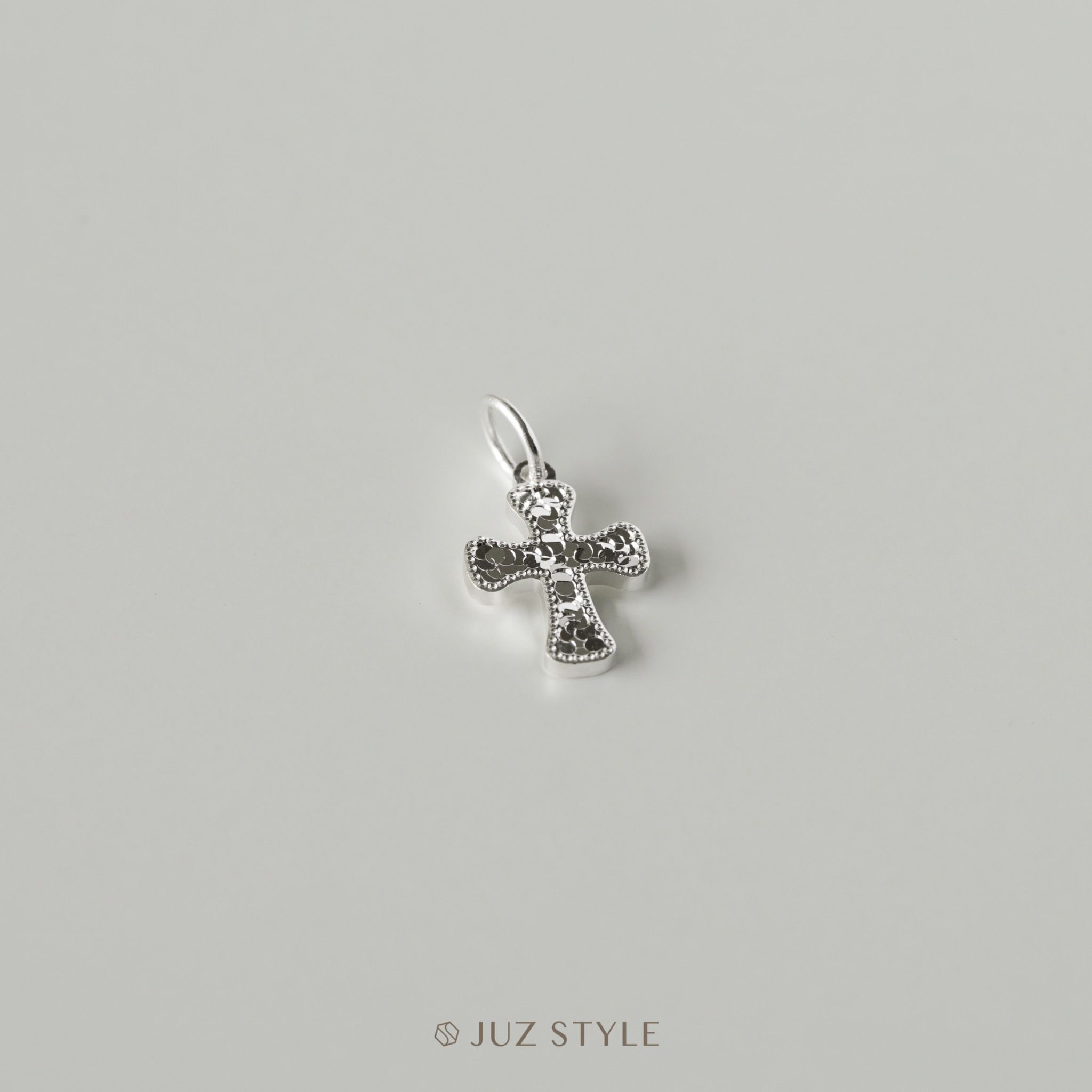  Mặt dây chuyền bạc Lucky Cross 