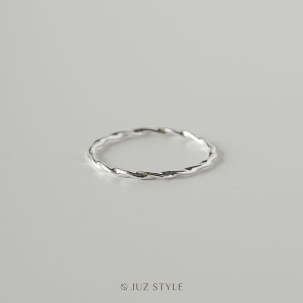  Nhẫn bạc Twist 