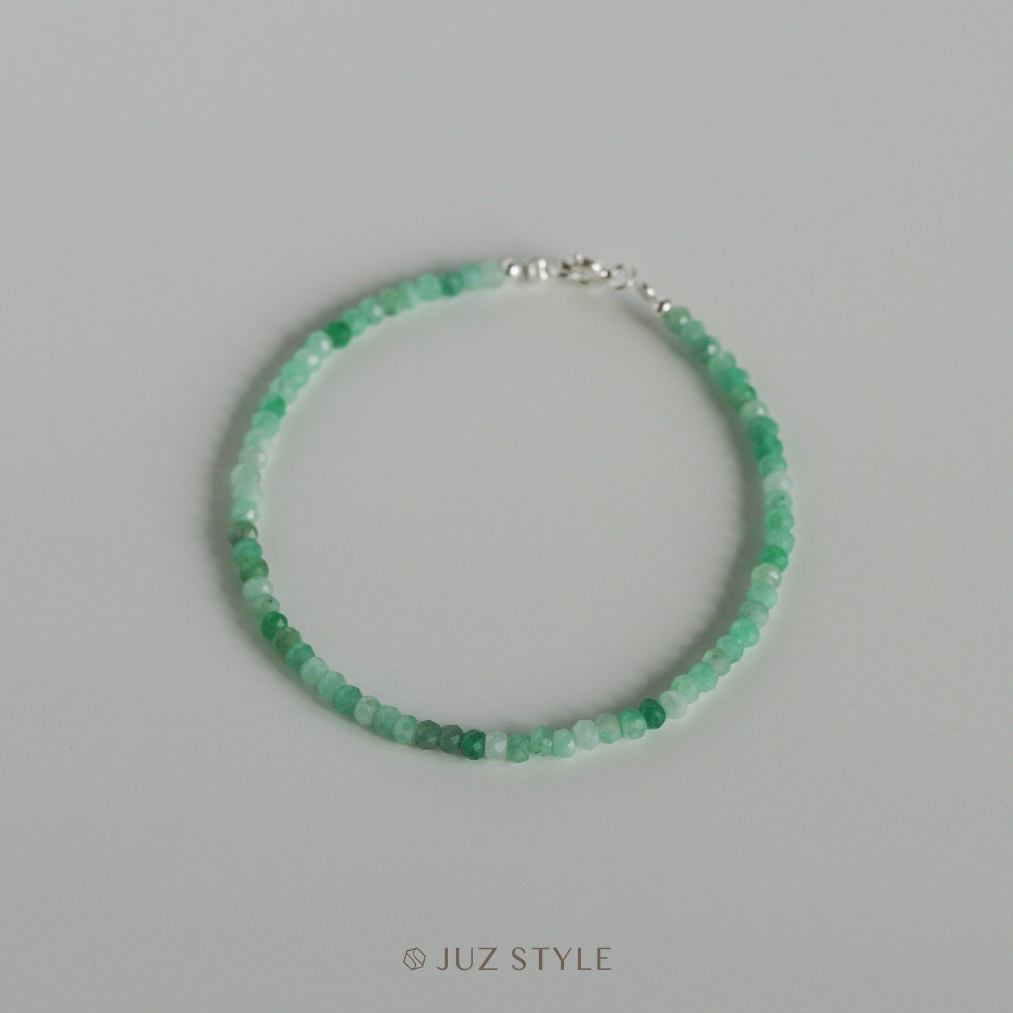  Vòng tay đá Emerald ngọc lục bảo 3x2mm 