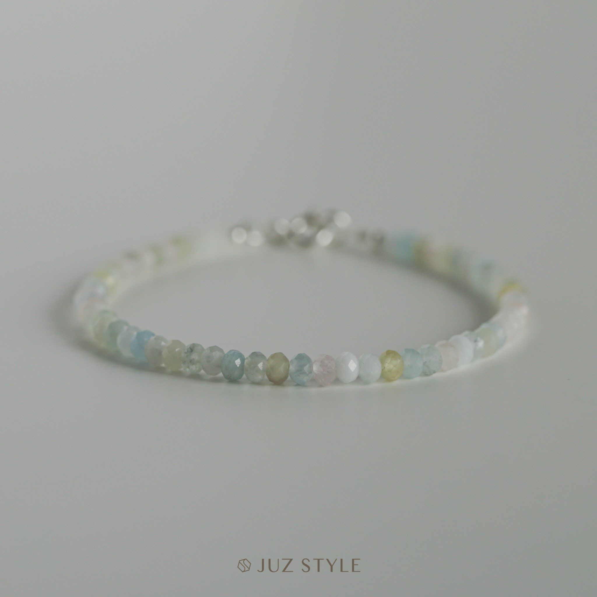  Vòng tay đá Beryl 3.2x2.3mm 