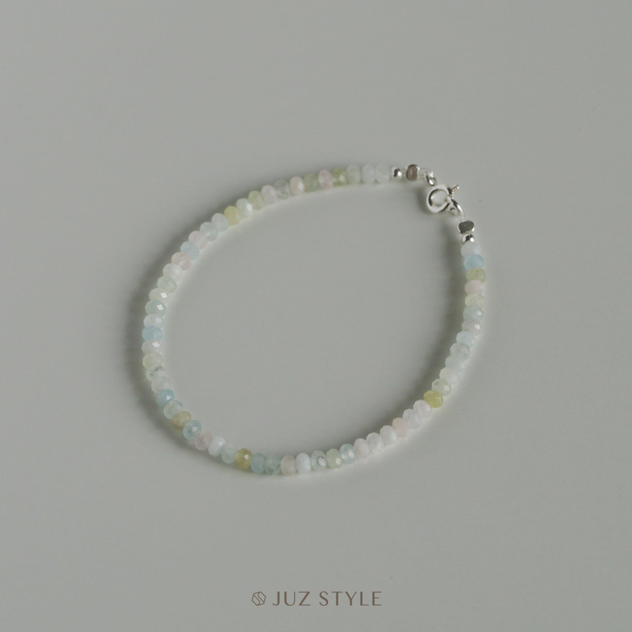  Vòng tay đá Beryl 3.2x2.3mm 