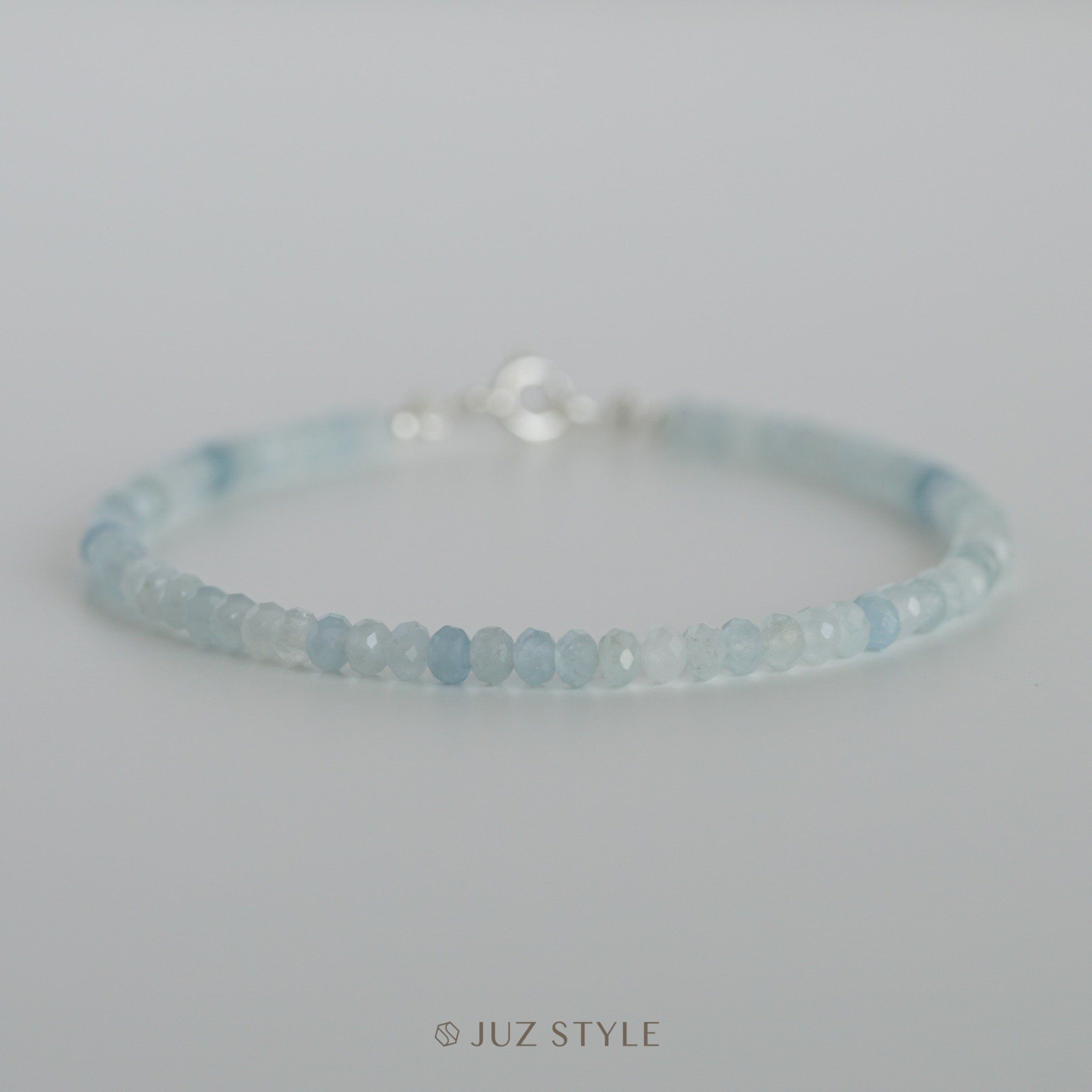  Vòng tay đá Aquamarine 3.2x2.3mm 